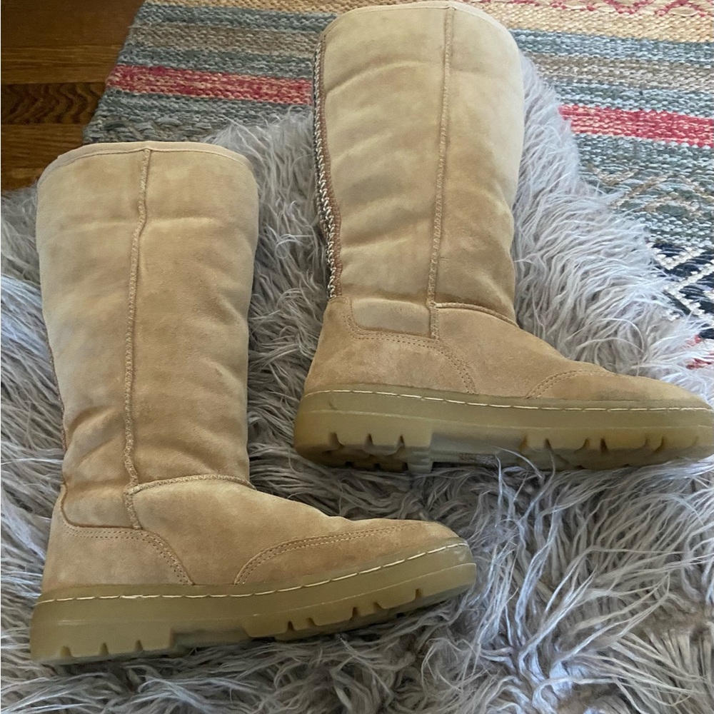 Nice warm cozy winter boots